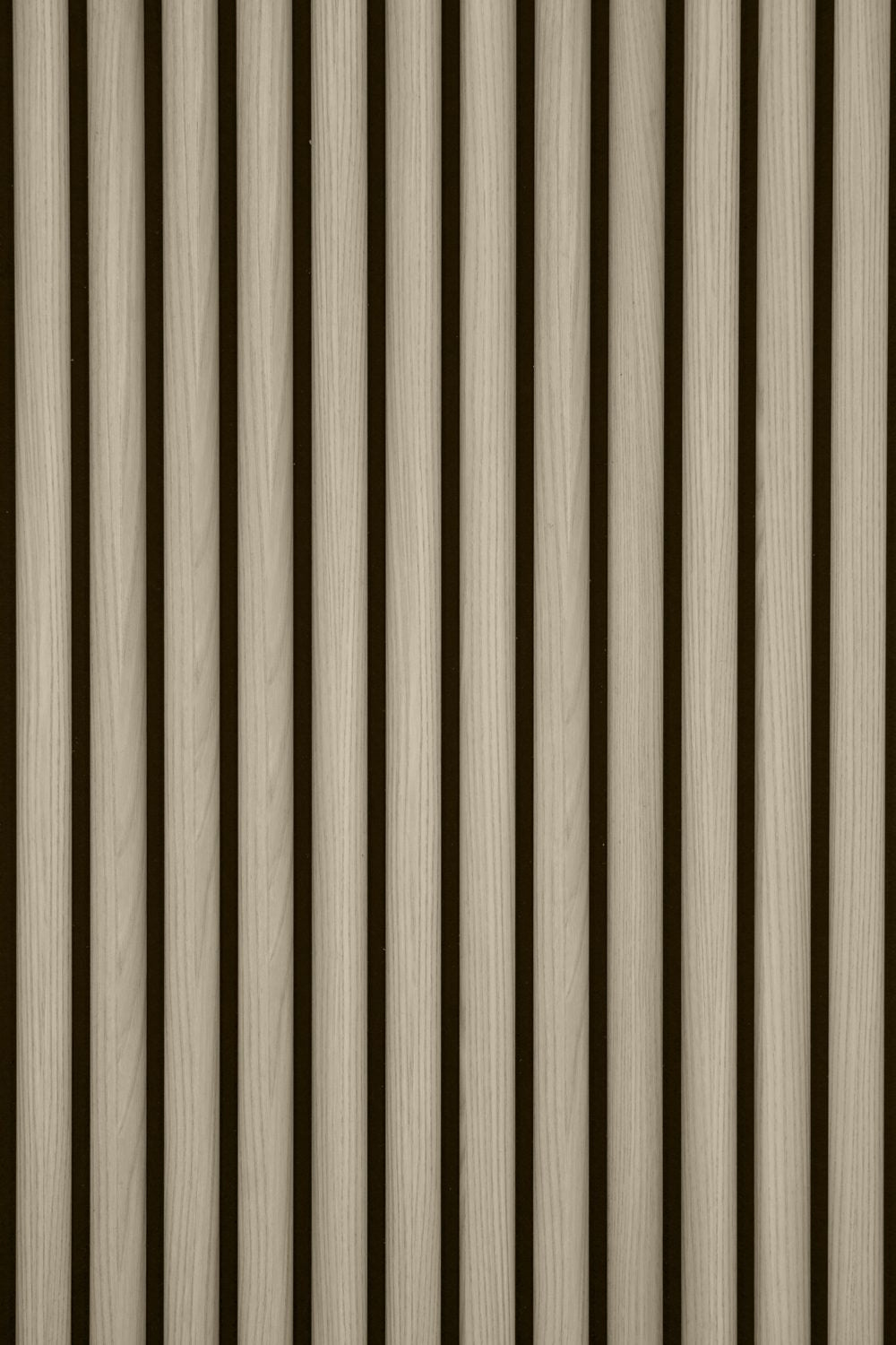 Half-Round-Wood-Column-Acoustic-Sound-Panel-for-Walls - American-Oak-1