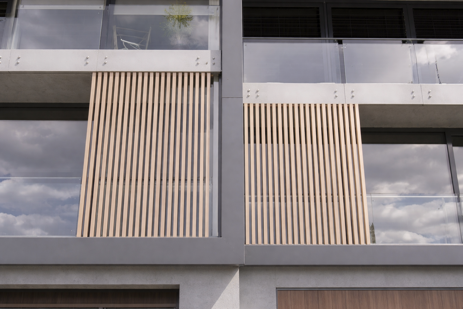 Maple Interior-Exterior Timber Tube Composite Wood Slat Privacy Dividers