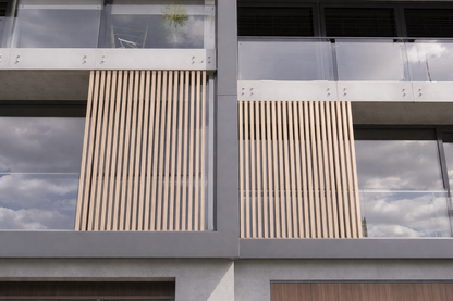 Maple Interior-Exterior Timber Tube Composite Wood Slat Privacy Dividers