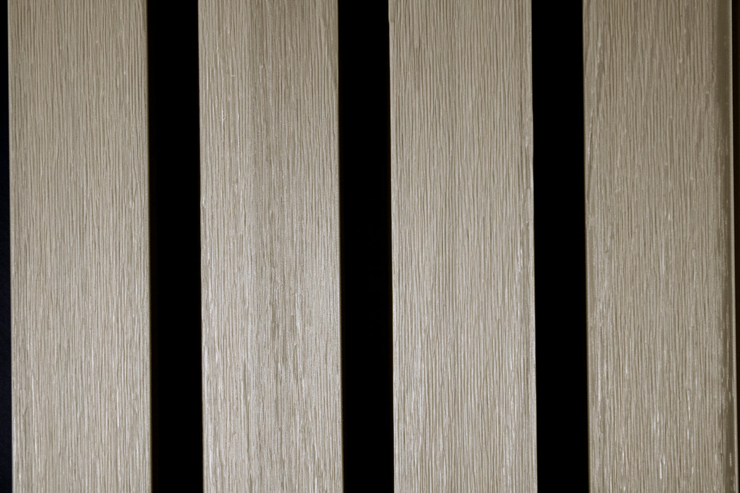 Glacier Oak With Black Accents – All-Weather Composite Slat Panel System for Outdoor Siding – 4-Strip Panel with 1.5" Slats