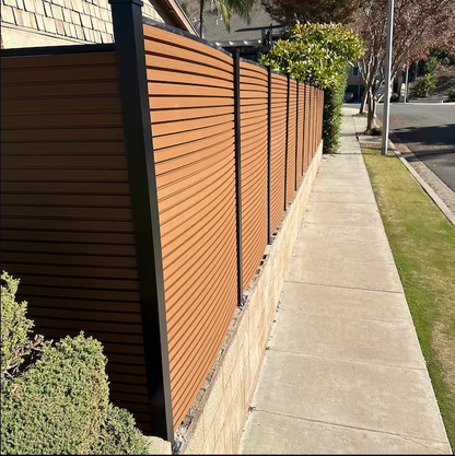 Teak Exterior Slat Wall Paneling for Outdoors